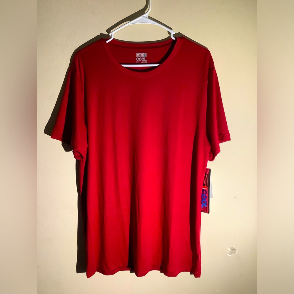 32 Degrees Cool Men’s Tee - Size L